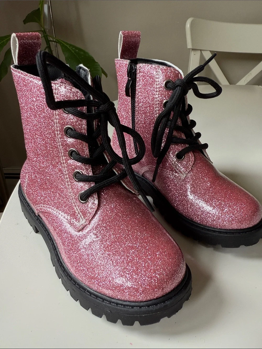 Kids Glitter Pink Lace-Up Combat Boots with Side Zip. (New without tags)